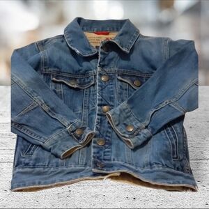 unisex GAP denim jacket size XS 4-5